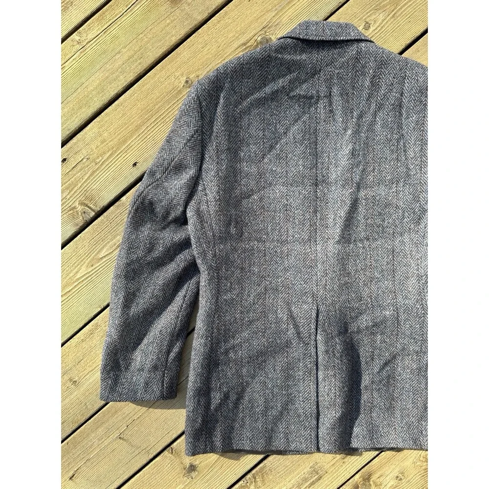 Vintage Harris Tweed Herringbone Blazer 44R USA Made Wool Sport Coat